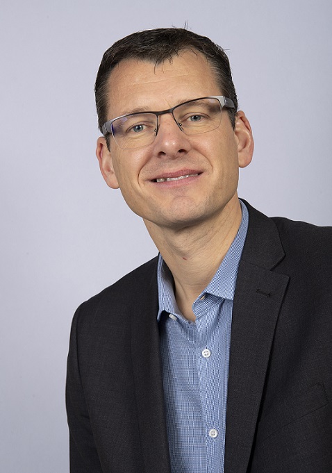 Image of Darren in Corporate Dress